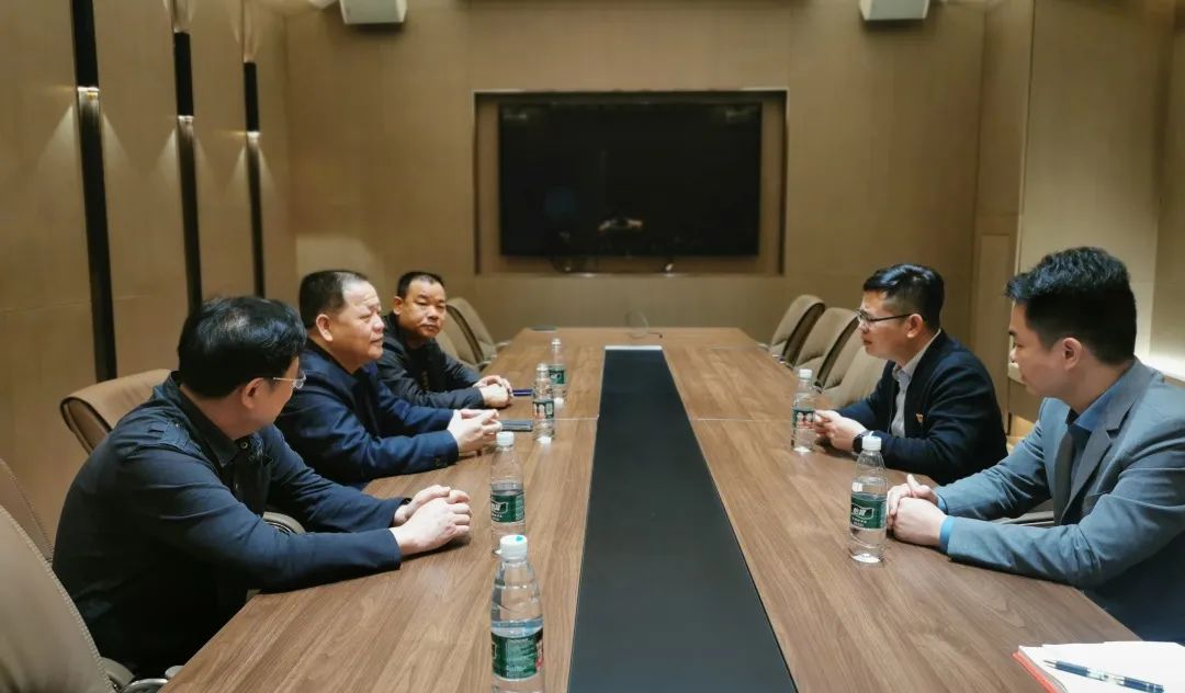 中庭黨建 | 南寧市工商聯(lián)牽線搭橋，集團(tuán)與南寧茂名商會兩新黨組織聯(lián)姻