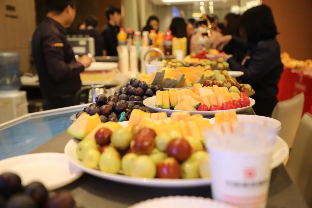 員工生日會(huì)丨金秋碩果，共度韶華，祝壽星們生日快樂！